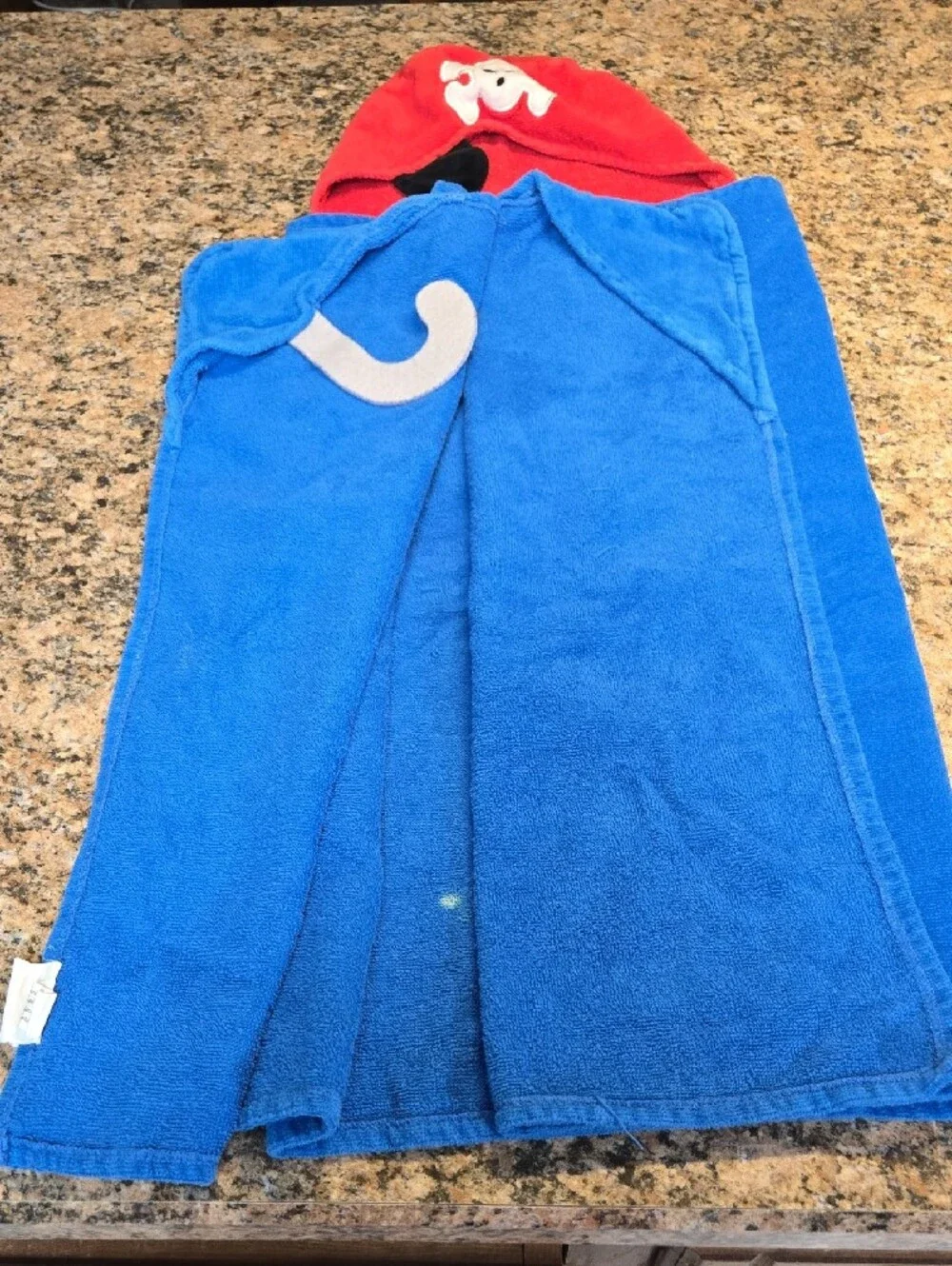 Kids Hooded Character Pool/Bath Towels - Blue, Pink, White
